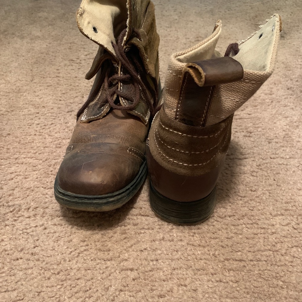 BedStu Boots - Picture 2 of 6